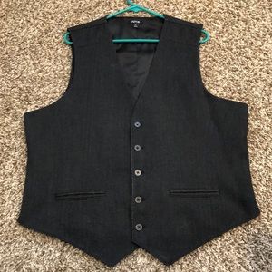 XL vest with adjustable back, 5 buttons, charcoal